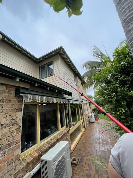 Spotless North Shore home exterior glass